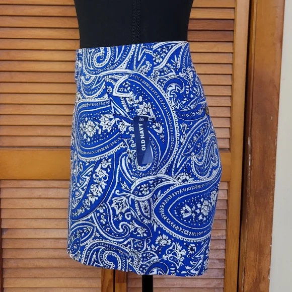 NWT Old Navy Floral Paisley Shorts Size 12 - Picture 4 of 14